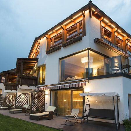 Hotel Grien Ortisei Bagian luar foto