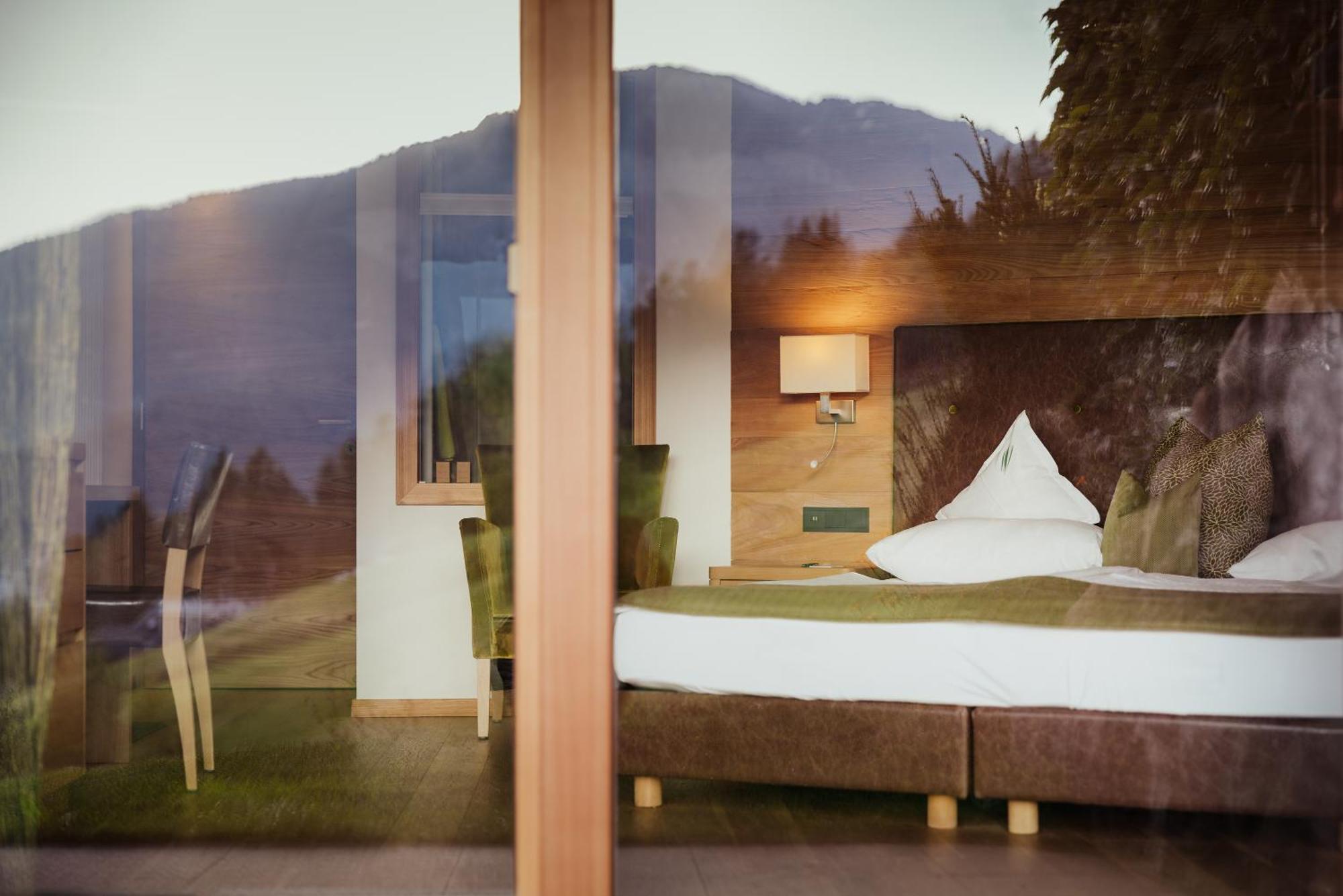 Hotel Grien Ortisei Bagian luar foto