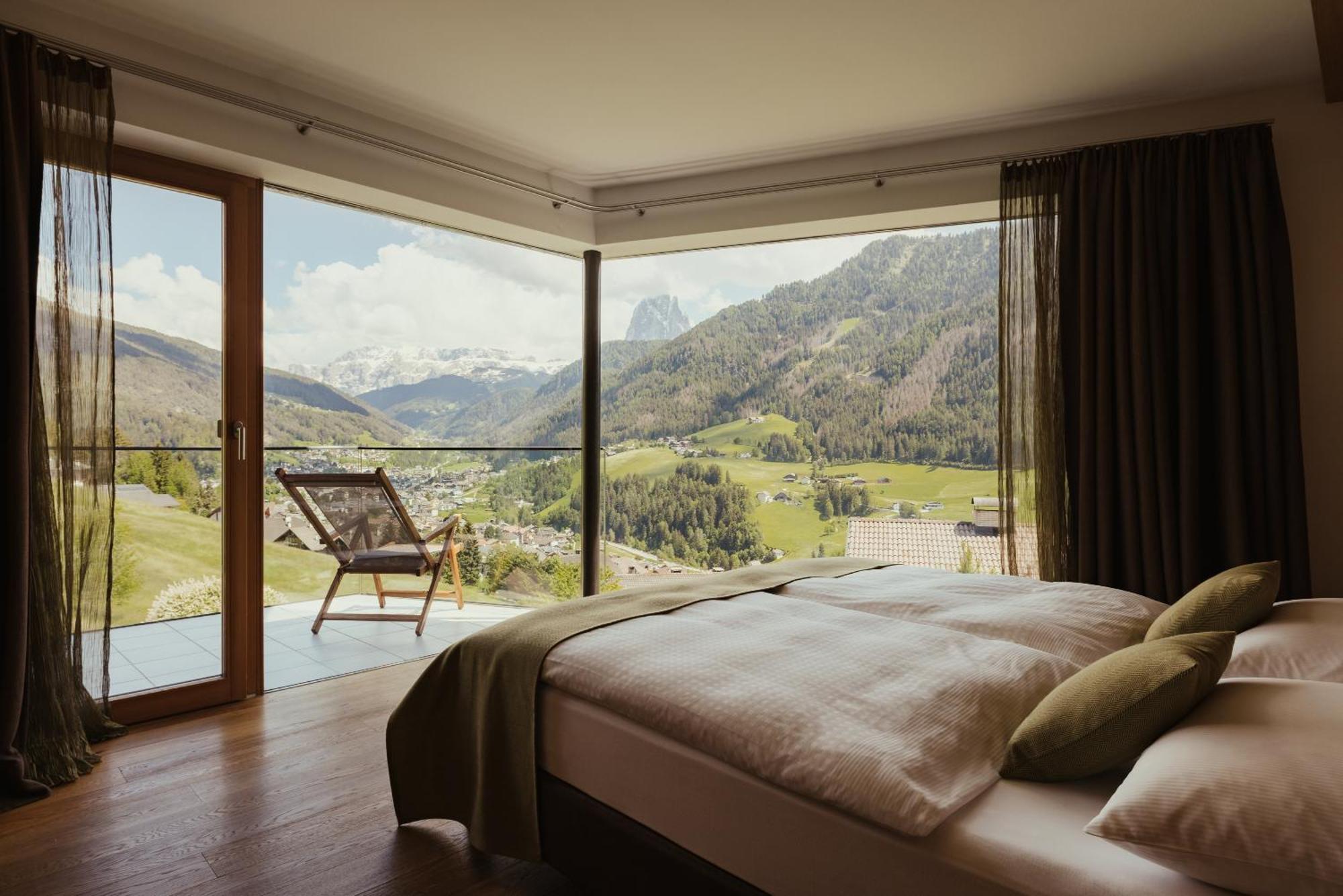 Hotel Grien Ortisei Bagian luar foto