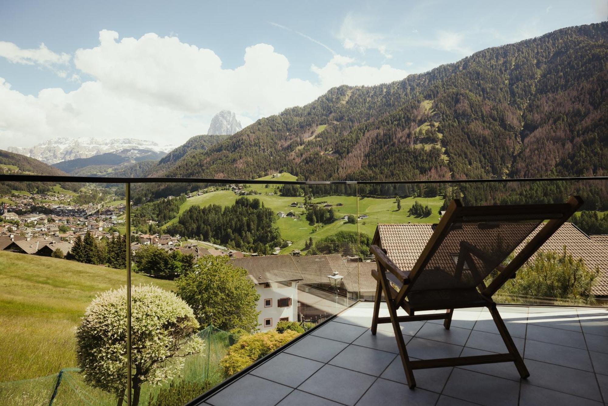 Hotel Grien Ortisei Bagian luar foto