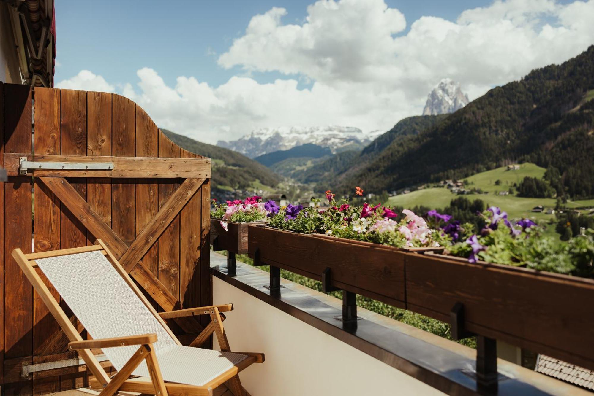 Hotel Grien Ortisei Bagian luar foto